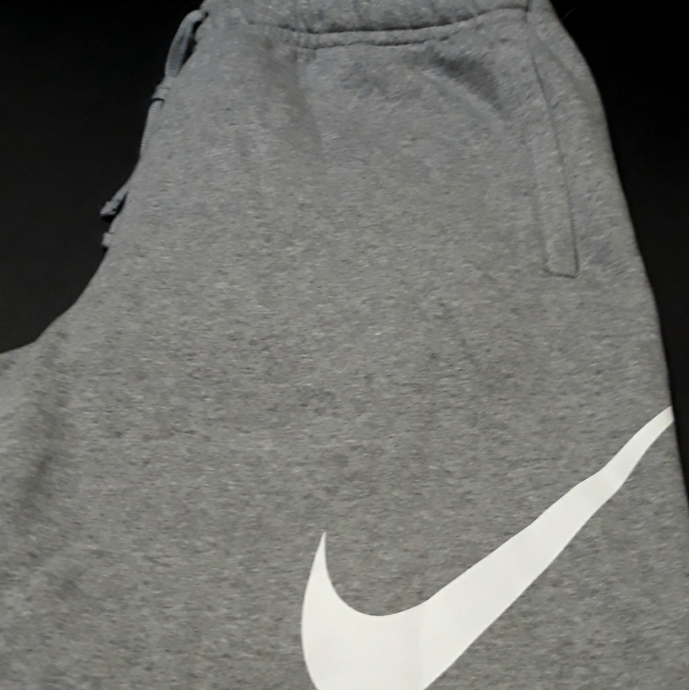 Men Nike Sport wear Fleece Shorts NWT